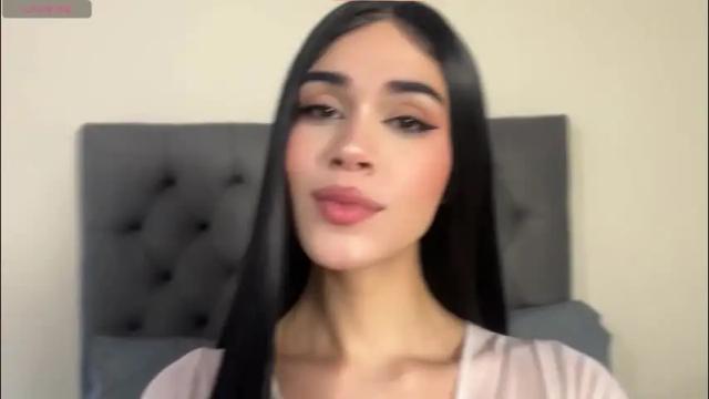 Image 2 of valentina_gaviria_ Stream on Chaturbate on 2 months ago
