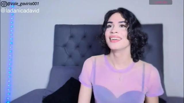 Image 2 of valentina_gaviria_ Stream on Chaturbate on 1 month ago