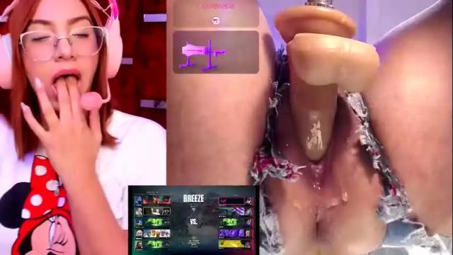 Image 2 of valentina_greco Stream on Chaturbate on 1 month ago