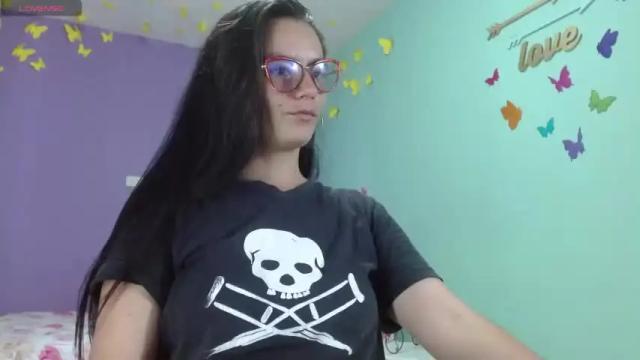 Image 7 of valentina_lopes Stream on Chaturbate on 16 months ago