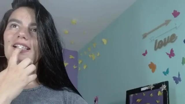 Image 7 of valentina_lopes Stream on Chaturbate on 16 months ago