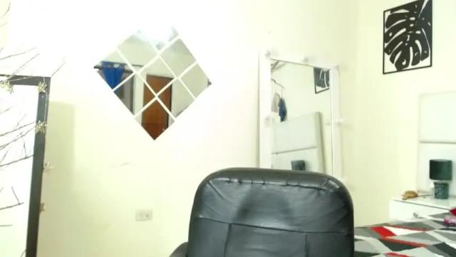 Image 3 of valentina_lopes Stream on Chaturbate on 14 months ago