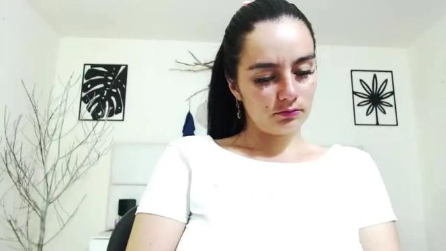 Image 6 of valentina_lopes Stream on Chaturbate on 13 months ago