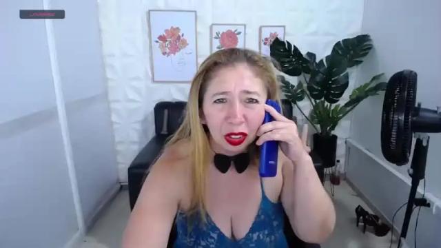 Image 11 of valentina_mature Stream on Chaturbate on 9 months ago