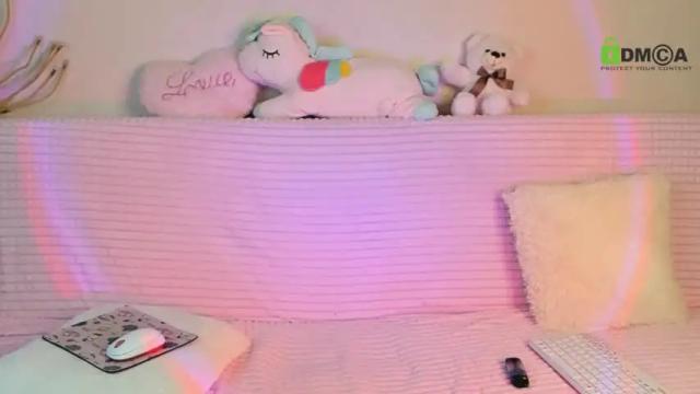 Image 7 of valentina_napppi Stream on Chaturbate on 18 months ago