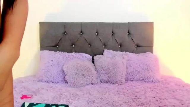 Image 11 of valentina_noor Stream on Chaturbate on 19 months ago