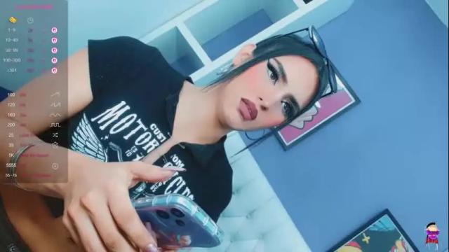 Image 2 of valentina_princess_ Stream on Chaturbate on 11 days ago