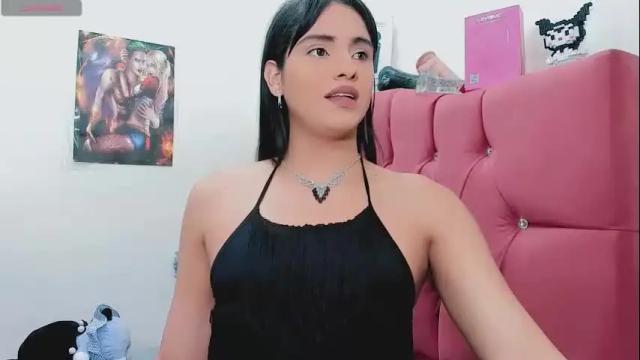Image 4 of valentina_princess_ Stream on Chaturbate on 13 days ago