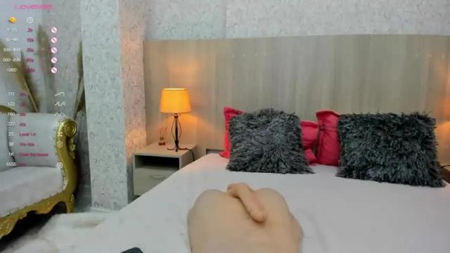 Thumbnail 1, valentina_robertson's Stream at Chaturbate, 14 months ago