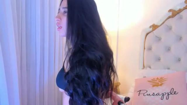 Image 8 of valentina_ross_ Stream on Chaturbate on 12 months ago