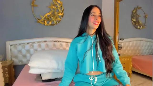 Image 7 of valentina_ross_ Stream on Chaturbate on 1 month ago