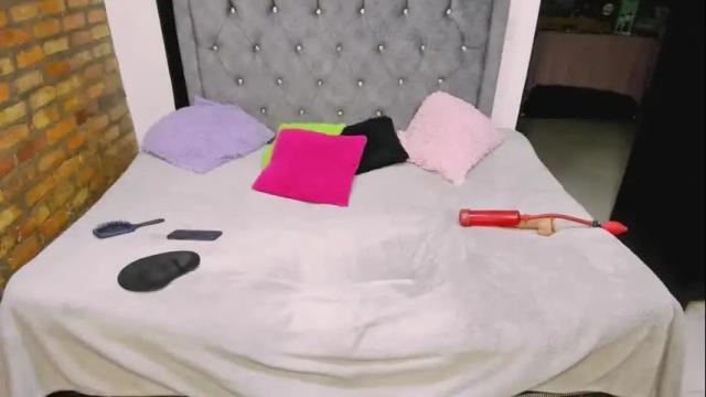 Image 11 of valentinacamx Stream on Chaturbate on 1 month ago