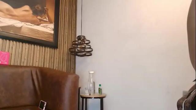 Image 2 of valentinadiazz1 Stream on Chaturbate on 18 days ago