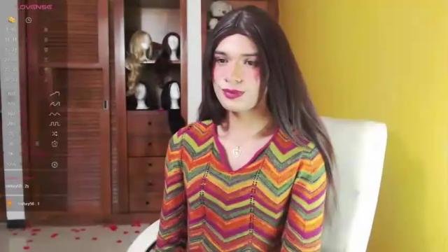 Image 4 of valentinafair Stream on Chaturbate on 23 months ago