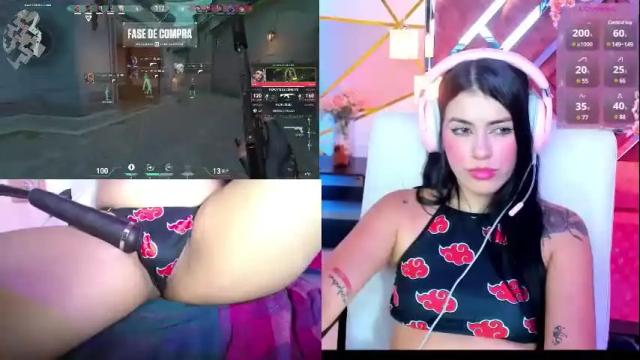 Image 3 of valentinagames Stream on Chaturbate on 1 month ago