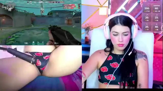 Image 4 of valentinagames Stream on Chaturbate on 1 month ago