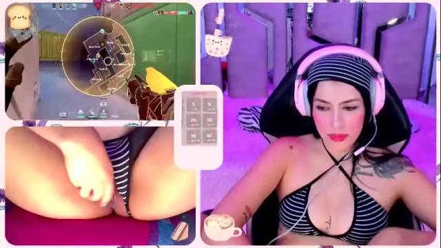 Image 11 of valentinagames Stream on Chaturbate on 1 month ago
