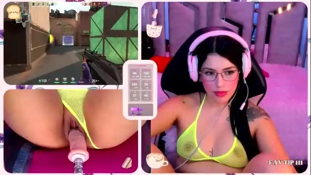Image 12 of valentinagames Stream on Chaturbate on 1 month ago