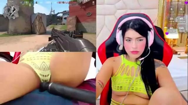 Image 10 of valentinagames Stream on Chaturbate on 12 days ago