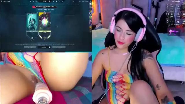 Image 11 of valentinagames Stream on Chaturbate on 10 days ago