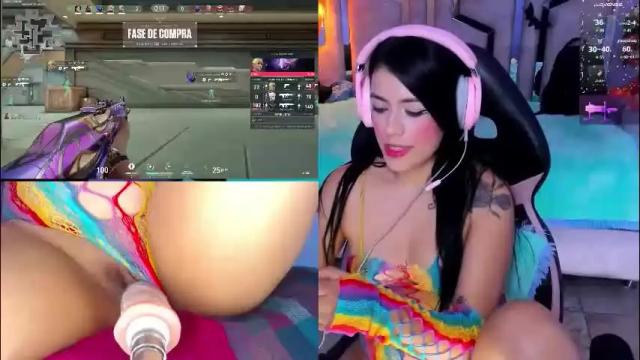 Image 4 of valentinagames Stream on Chaturbate on 10 days ago