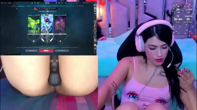 Image 10 of valentinagames Stream on Chaturbate on 9 days ago