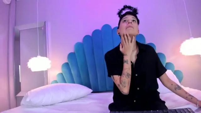 Thumbnail 1, valentinalazaro's Stream at Chaturbate, 19 months ago