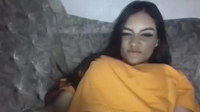Image 3 of valentinamarti Stream on Chaturbate on 17 months ago