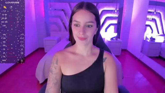 Thumbnail 1, valentinapineda_'s Stream at Chaturbate, 24 months ago