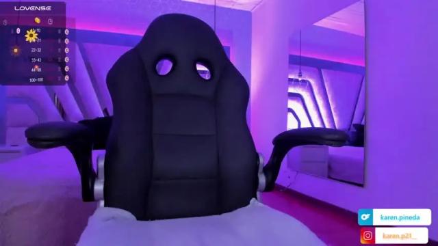 Thumbnail 1, valentinapineda_'s Stream at Chaturbate, 24 months ago