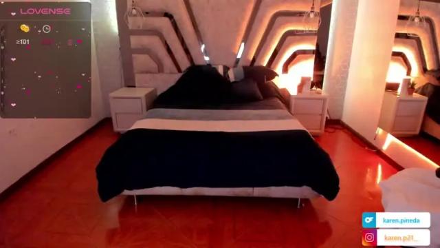 Thumbnail 1, valentinapineda_'s Stream at Chaturbate, 24 months ago