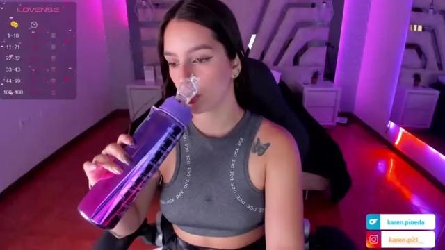 Thumbnail 3, valentinapineda_'s Stream at Chaturbate, 24 months ago