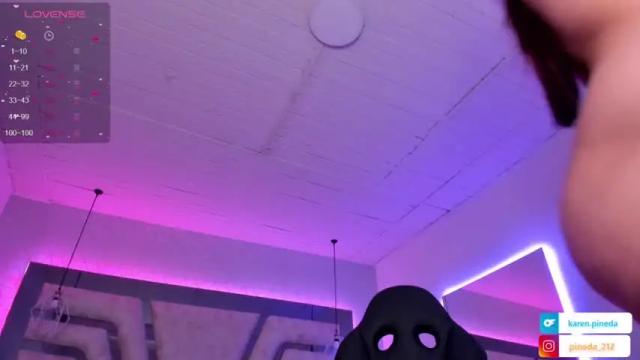 Thumbnail 2, valentinapineda_'s Stream at Chaturbate, 24 months ago