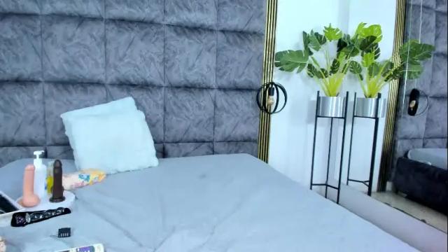 Image 4 of valentinastarr_ Stream on Chaturbate on 1 month ago