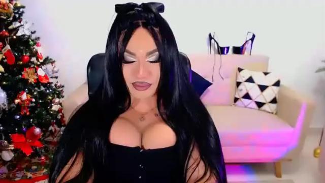 Image 3 of valentinaxqueen Stream on Chaturbate on 16 months ago
