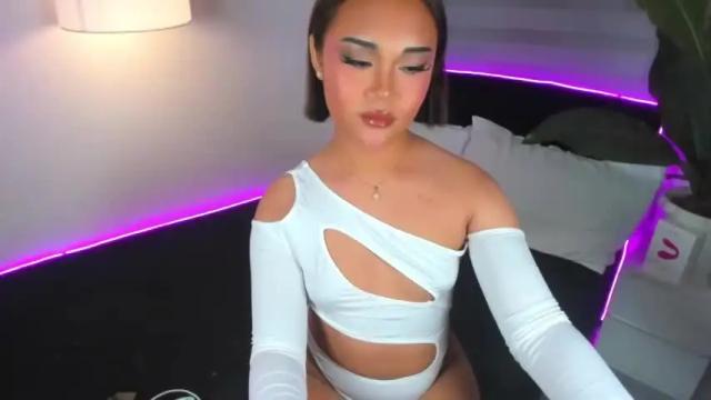 Image 11 of valentineloove Stream on Chaturbate on 16 months ago