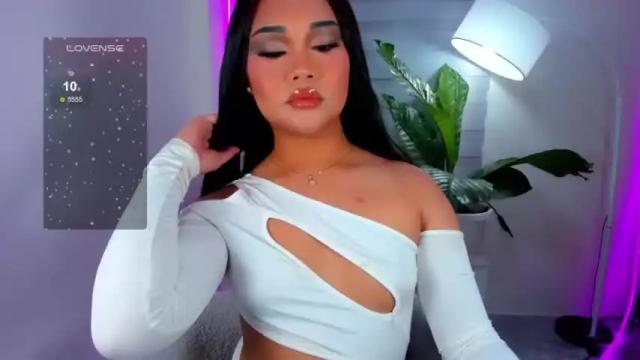 Image 7 of valentineloove Stream on Chaturbate on 16 months ago