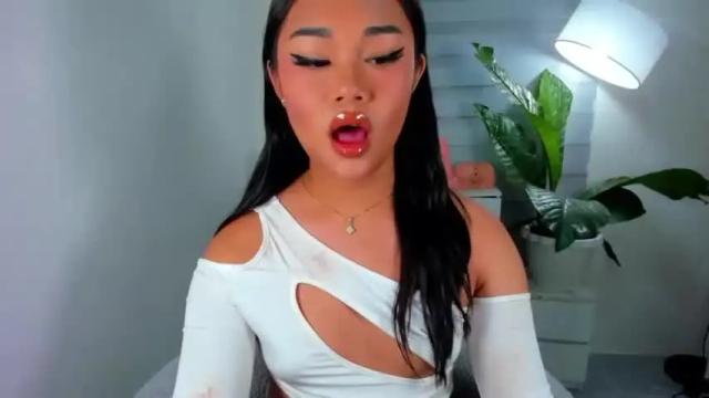 Image 11 of valentineloove Stream on Chaturbate on 16 months ago