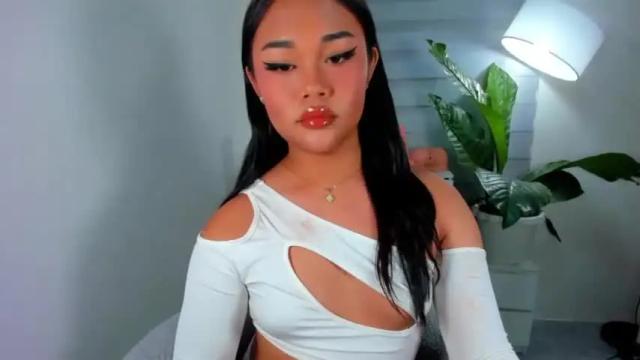 Image 12 of valentineloove Stream on Chaturbate on 16 months ago
