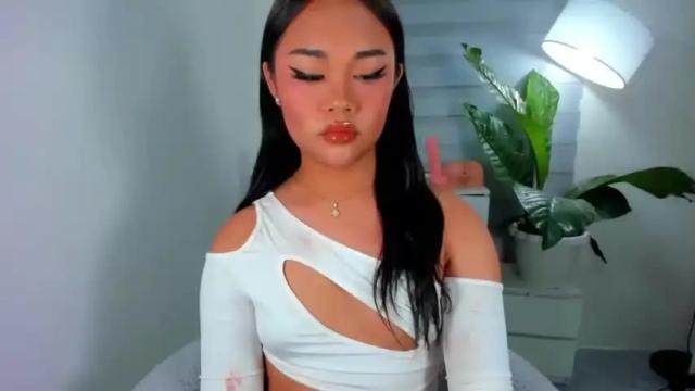 Image 6 of valentineloove Stream on Chaturbate on 16 months ago