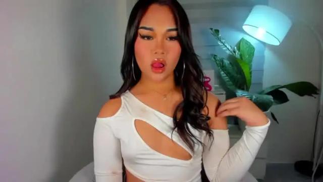 Image 8 of valentineloove Stream on Chaturbate on 15 months ago