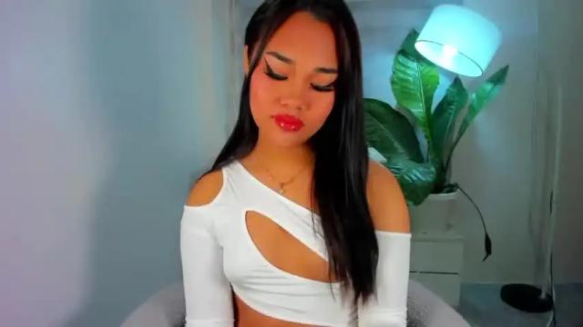 Image 10 of valentineloove Stream on Chaturbate on 15 months ago