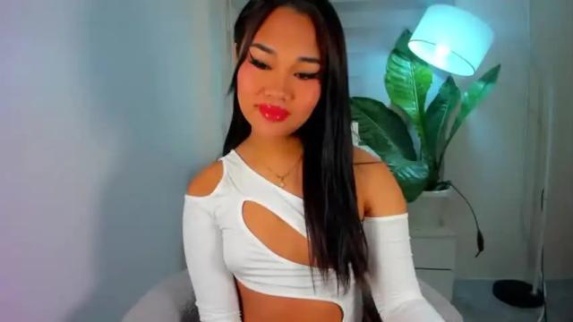 Image 6 of valentineloove Stream on Chaturbate on 15 months ago