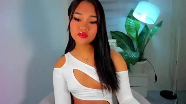 Image 8 of valentineloove Stream on Chaturbate on 15 months ago