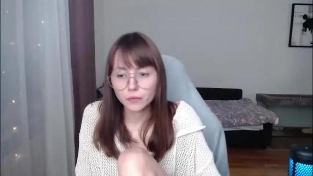 Image 4 of valents_cherry Stream on Chaturbate on 2 months ago