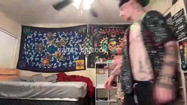 Image 4 of valeri_bigcock Stream on Chaturbate on 1 month ago