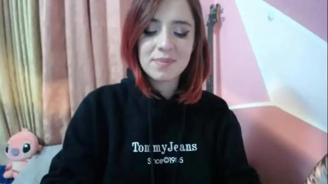 Image 2 of valeri_cove Stream on Chaturbate on 1 month ago