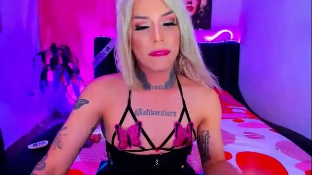Image 11 of valeri_hilton Stream on Chaturbate on 1 month ago