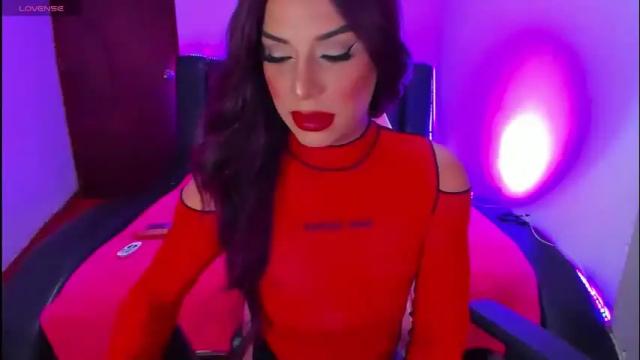 Image 2 of valeri_hilton Stream on Chaturbate on 2 months ago
