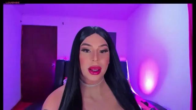 Image 6 of valeri_hilton Stream on Chaturbate on 25 days ago